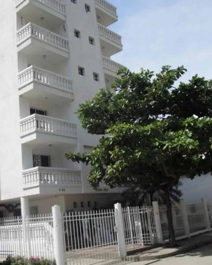 Apartamento a unos metros del mar en Santa Marta Gaira