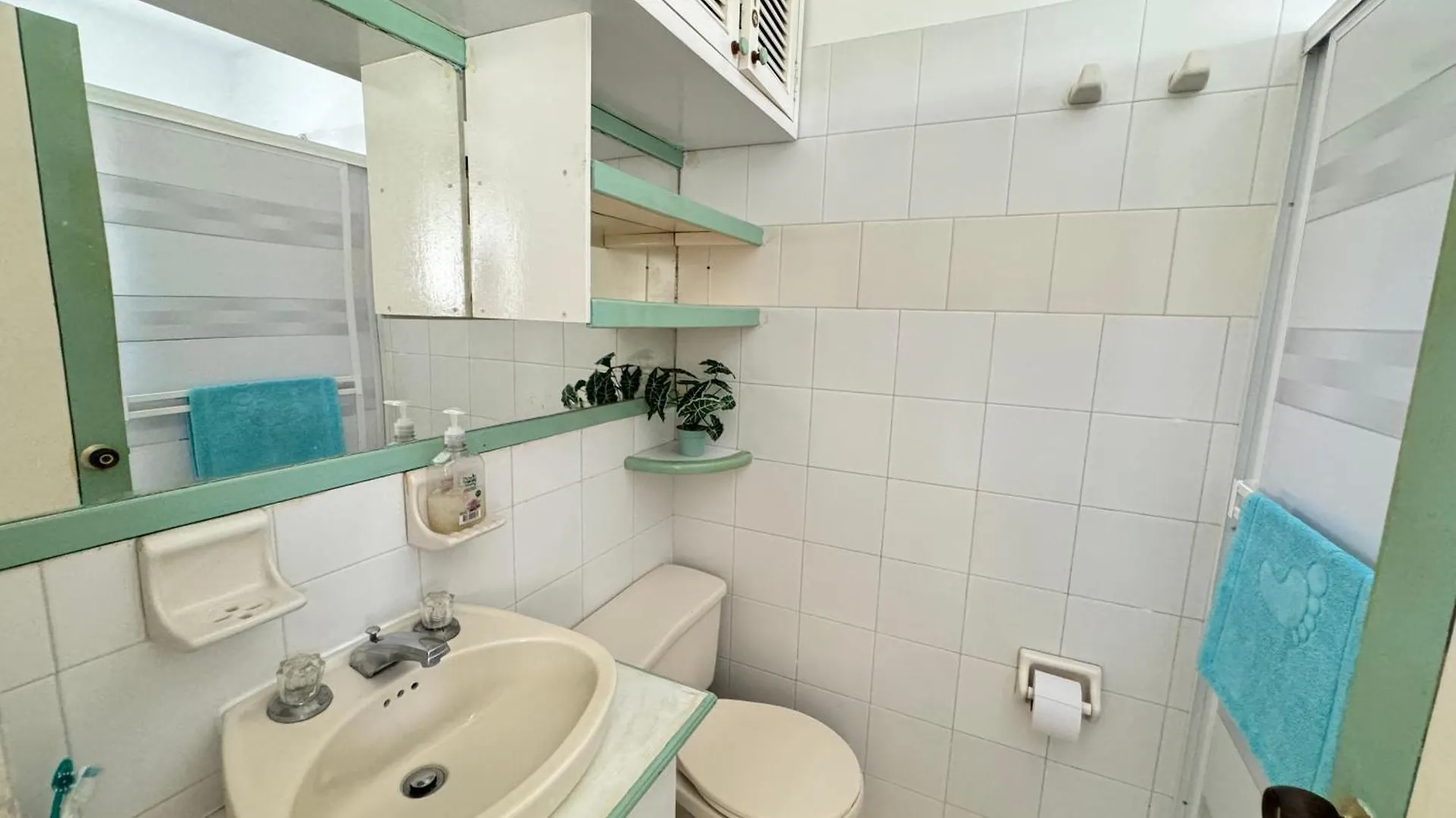 Apartamento a unos metros del mar en Santa Marta Gaira